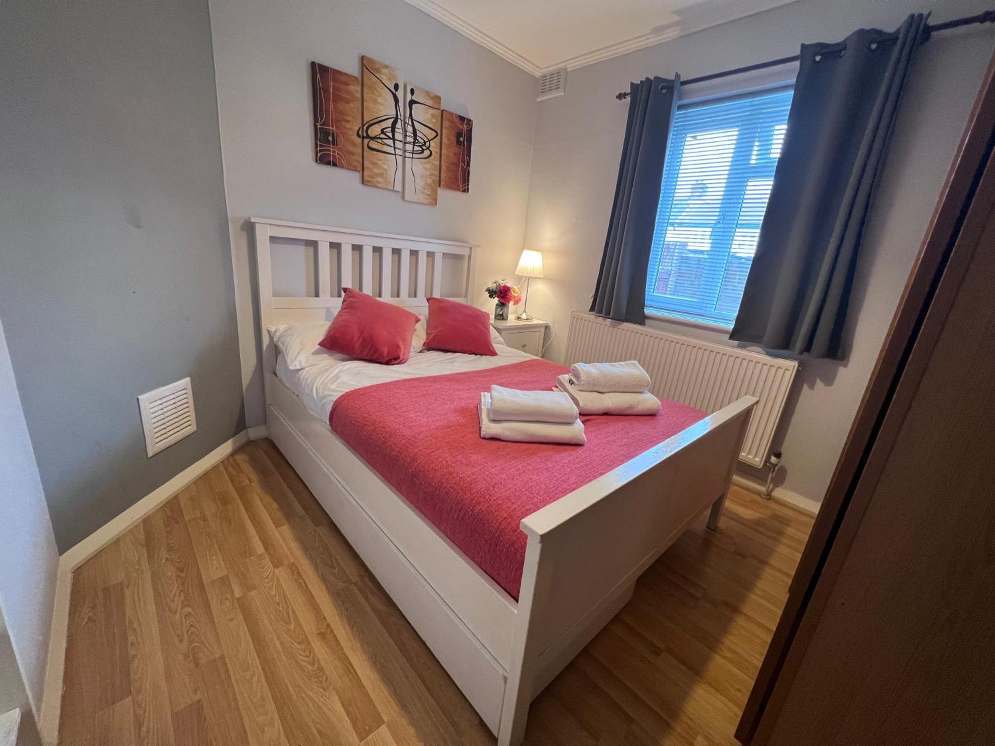 Croydon Apartment With Parking Λονδίνο Εξωτερικό φωτογραφία