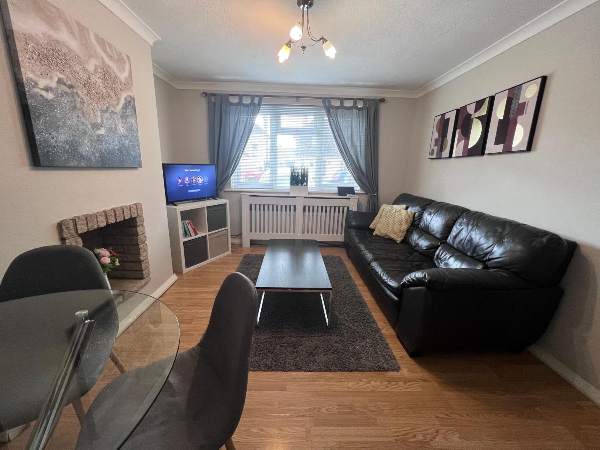 Croydon Apartment With Parking Λονδίνο Εξωτερικό φωτογραφία